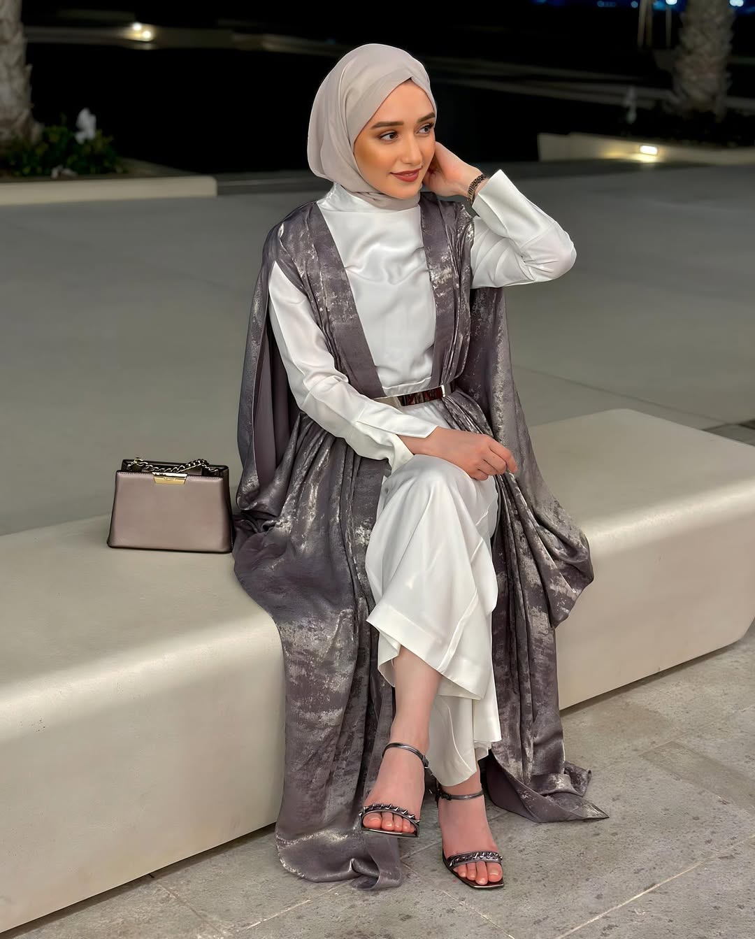 Chic Evening Elegance: Haneen's Stylish Ensemble