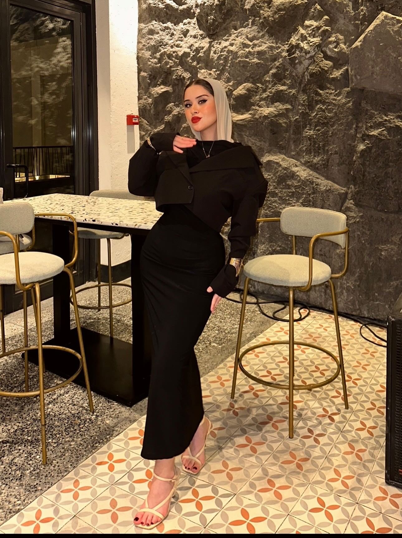 Image of • Salma yehia from Instagram black outfit, elegant, shawl, sandals, indoor