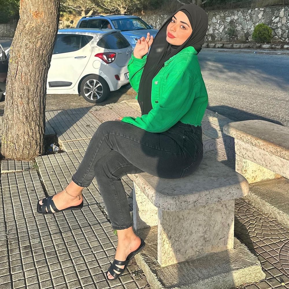 Image of ZEINAB ALAMEEN￼