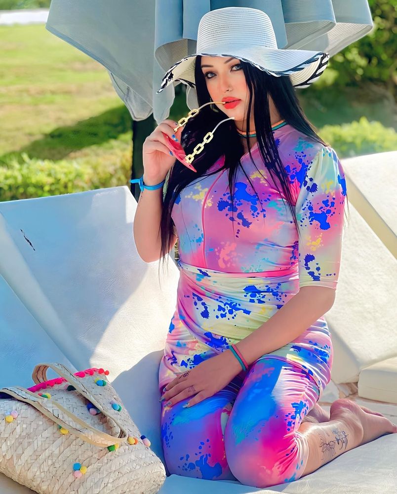 Image of Yassmina Zarzora(👷🏻‍♀️🌸🎤)