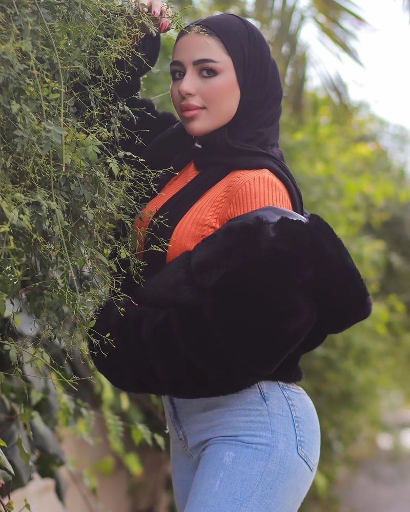 Image of girls hijab