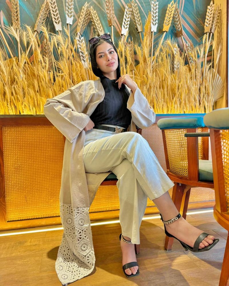 Image of M E D L E Y