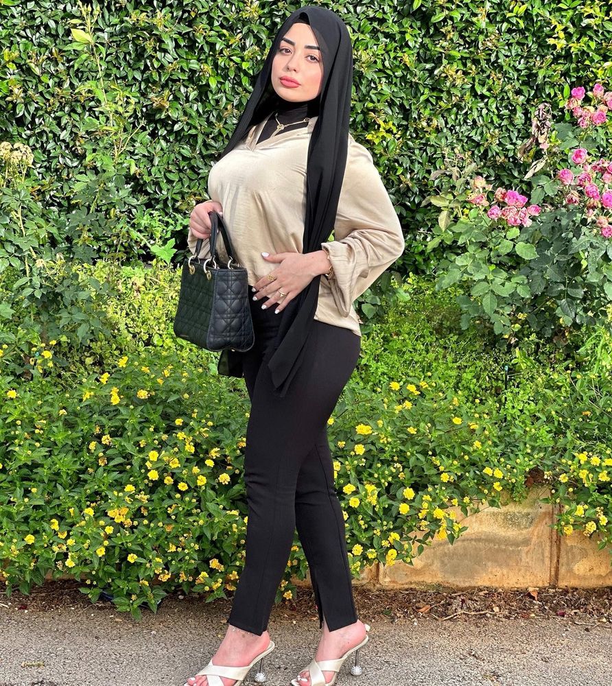 Image of ZEINAB ALAMEEN￼