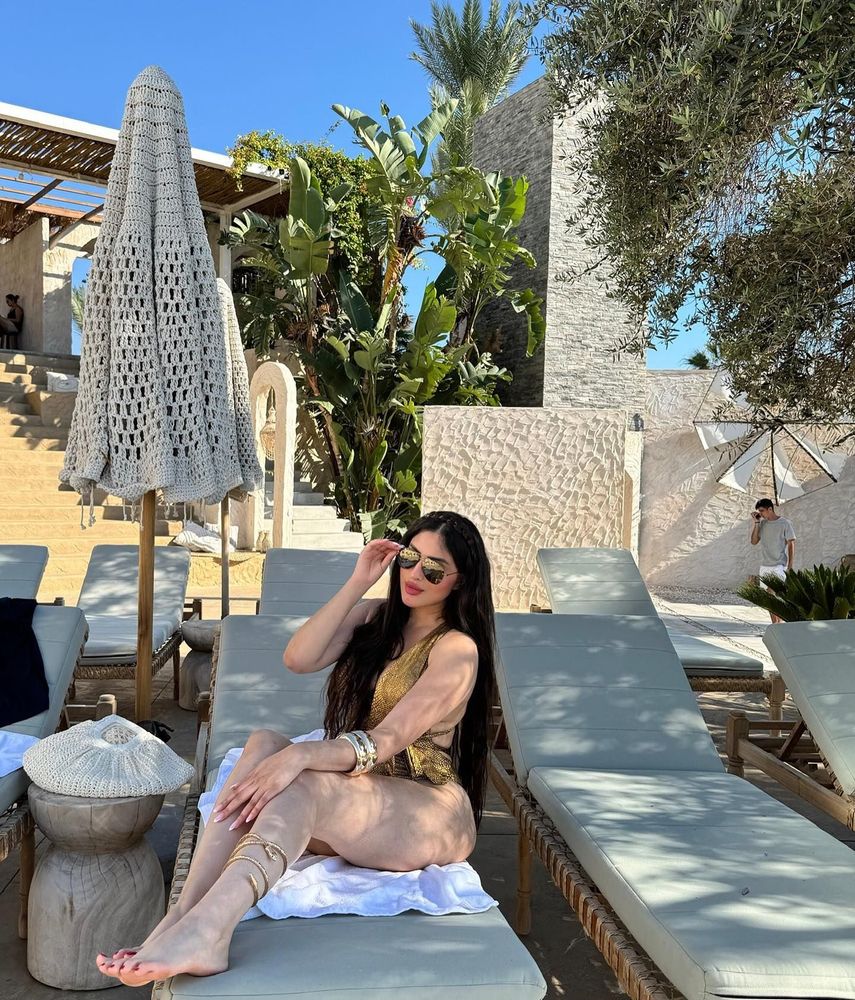 Image of ๐๐๐ฆ๐ ๐ต๐๐ข๐๐๐๐ข๐