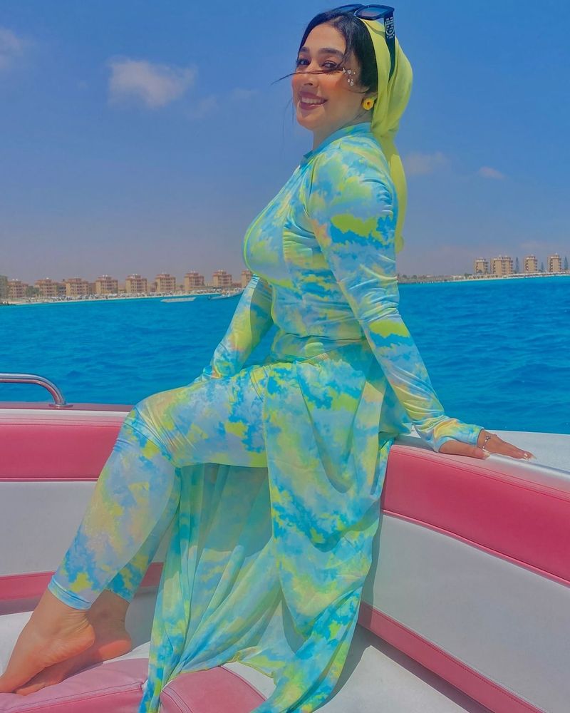 Rø Ømã on Instagram: "Mermaid 🧜♀️💛🩵💚💎🦋🐳🌻🌝🌊.
.
.
#arab_blogging
#تريند #بنت_مصر #تفاعل #ياسمين_صبري #نانسي #ستايلش #الشتاء #الصيف
#بث #موديلز #ابله_فاهيتا #ياسمين_عبد_العزيز #حجاب_استایل #سهي_موسي #حالات_واتساب #هي_وبس #كوميكس #جمهوريه_الاهلي #ندا_زهره #سهر_الصايغ #البرنسيسه#سعاده #حجابي #ياسمين_صبري #فاشون #بلوجر #مي_حلمي"
