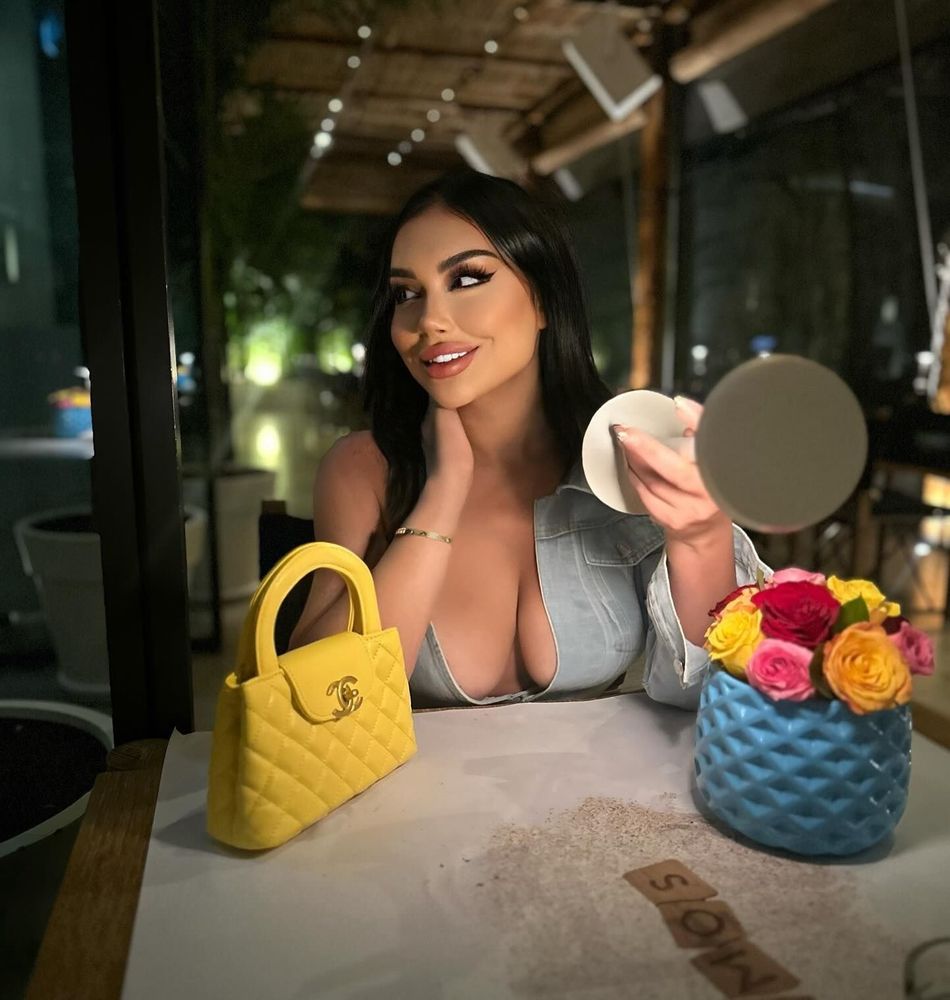 Chou maram on Instagram