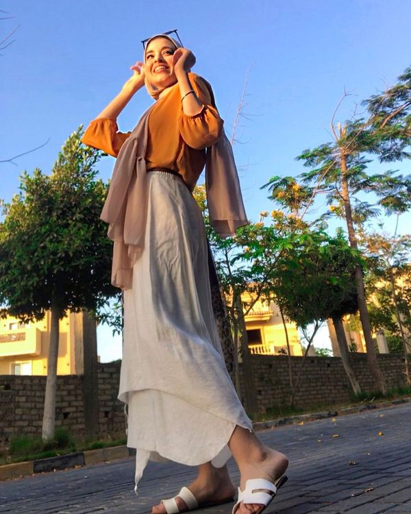 Image of M A R Y A M