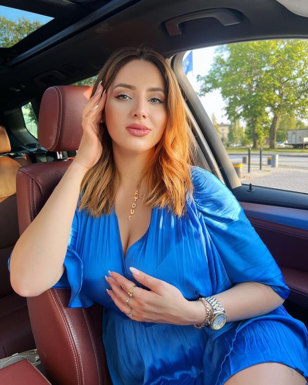 Image of Batoul Hasroumi