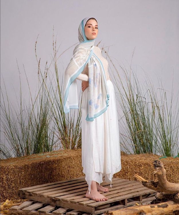 Image of M A R Y A M