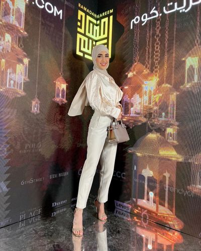 ‎Dr.Raneem Ghassan✨د.رنيم غسان‎ on Instagram: "Celebrating Ramadan with @shop6thstreet 🌙✨ beautiful Ramadan and Eid collections with great discounts 😍 use code RXNEEM for extra 25% OFF 🔥

#Ramadan #6thstreet #Event"