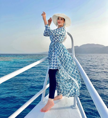 Image of MENNA MUATAZ