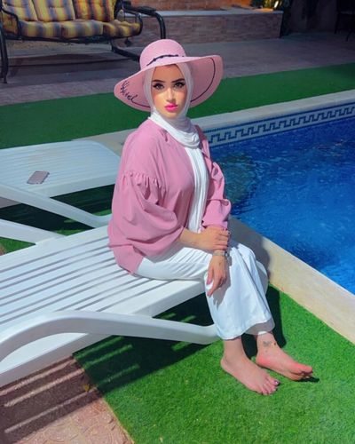 Heyam Yaseen on Instagram‎: "قبل ان تستسلم فكر لماذا بدأت 💪🔥 #اكسبلور_فولو #لايك_مي #كومنتاتكم_تسعدني_اسعدوني_لايكات_على_الصور_اللي_قبل_اسعدوني_الله_يسعدكم #شير"‎