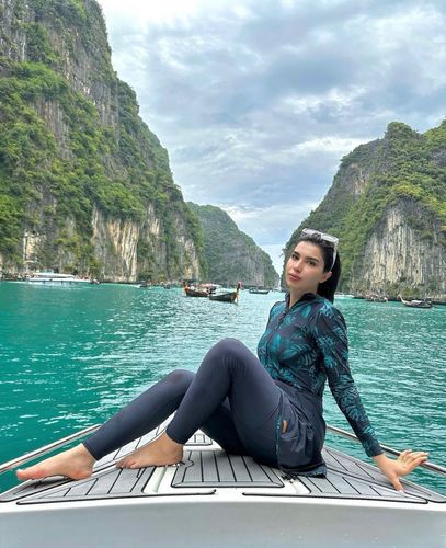 Image of LYRA Modest