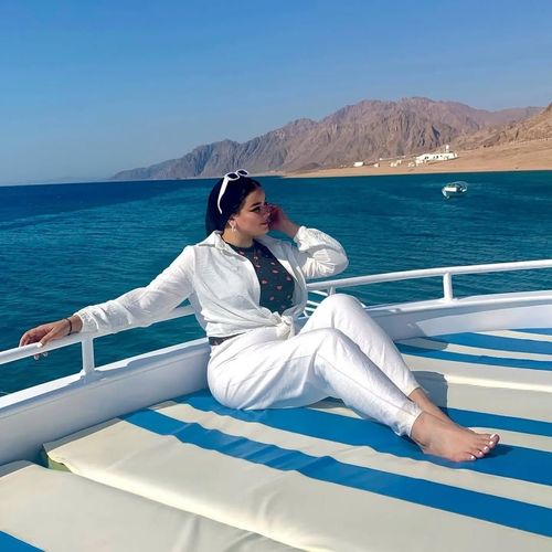 Image of @laarys_strong • Instagram photos and videos