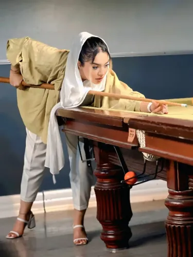 Image of شمارو دنبال میکند