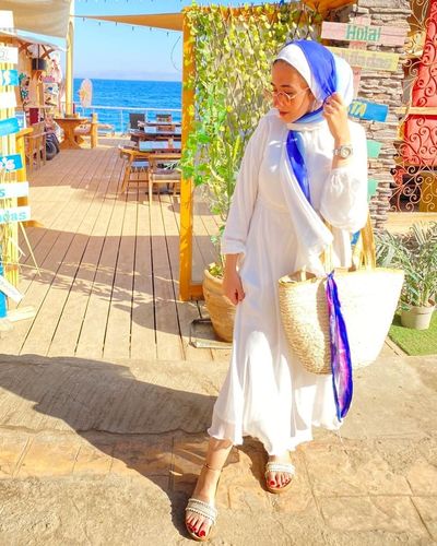 Image of Rose Bedear