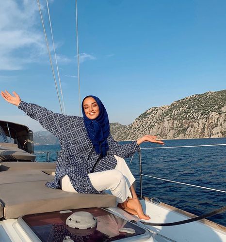 Image of Sena Seveer